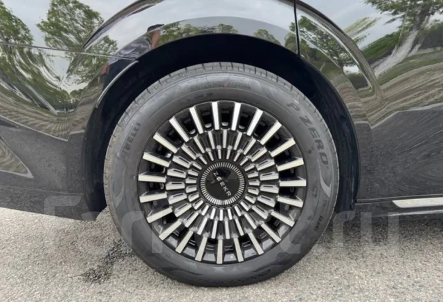 Zeekr 009, 2023. �������, 4wd, �������������, 10 000����. ��, �/�. ��� ����� �� ������������ ����