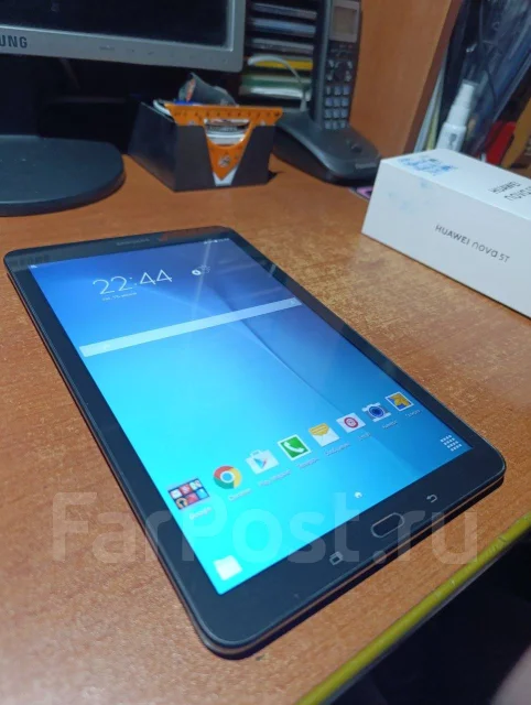 Samsung Galaxy Tab E. ������ 16 �� ����