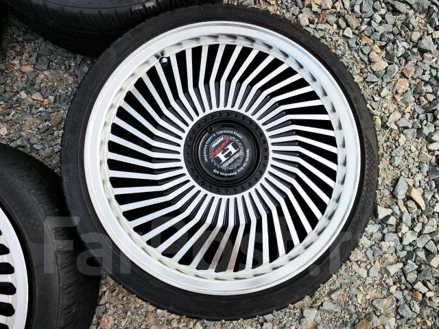 Alpil Eleven. 7.0x17", 4x100, ET45 ����