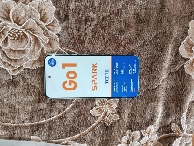 Tecno Spark Go. ����� ����