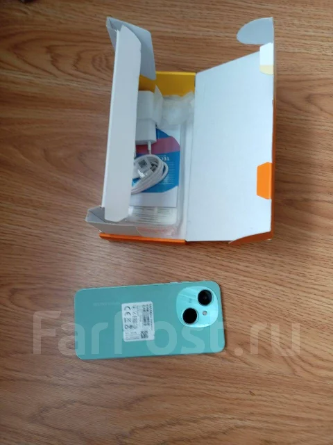 Tecno Spark Go. ����� ����