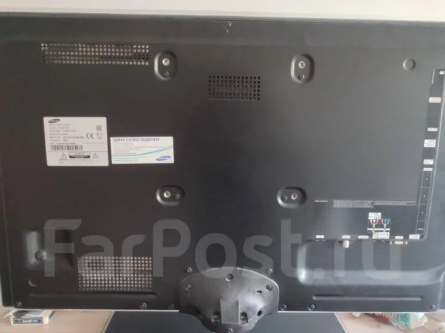 Samsung UE32C5000QW. LED ����
