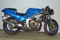 Honda CBR 250R ����