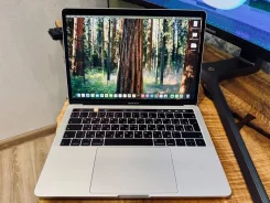 Apple MacBook Pro 13 2020. 13.3", 1,4����, ��� 8 ��, ���� 128���, WiFi, Bluetooth ����