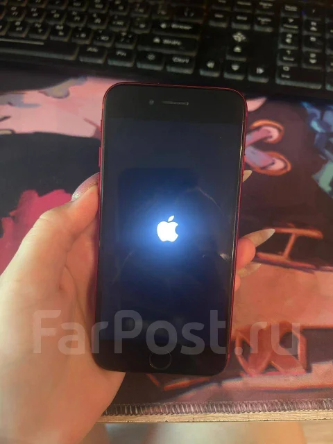 Apple iPhone SE 2020. �/�, 32 ��, �������, 4G LTE ����