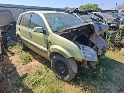 Ford Fusion ����