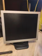 Samsung. 19", ���������� �� (LCD, LED, QLED) ����