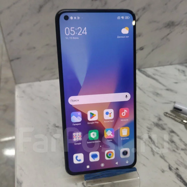 Xiaomi Mi 11 Lite. �/�, 64 ��, �����, NFC ����