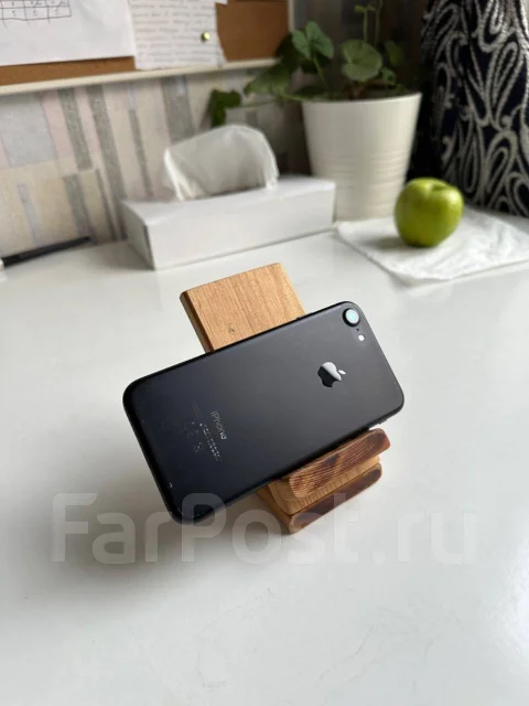 Apple iPhone 7. �/�, 32 ��, ������ ����