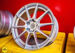 Bridgestone Potenza. 8.0x18", 5x114.3, ET35, �� 73,1���. ����