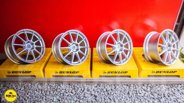 Bridgestone Potenza. 8.0x18", 5x114.3, ET35, �� 73,1���. ����