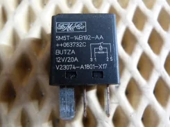 ���� Ford Focus III 2011-2019 (5M5T14B192AA) 5M5T14B192AA ����