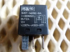 ���� Ford Focus III 2011-2019 (5M5T14B192AA) 5M5T14B192AA ����