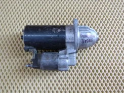 ������� Audi A6 [C6,4F] 2004-2011, Phaeton 2002-2016, A4 [B7] 2005-2007, Allroad quattro 2006-2012 (4.2 V8 BGH ����) 07D911023A ����