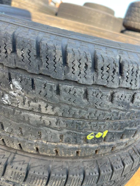Hankook Winter RW06. ������, ��� �����, �/�, ����� 50 % ����