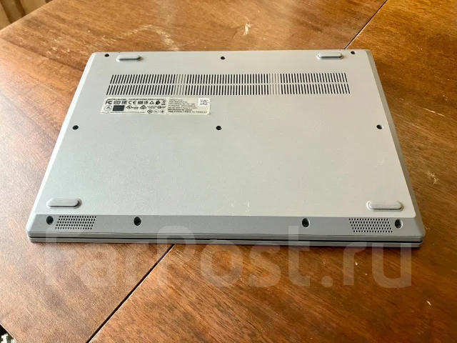 Lenovo IdeaPad 3 14IIL05. 14", 1,2����, ��� 12 ��, ���� 256���, WiFi: 1, Bluetooth: 1, ����������� �� 3��. ����