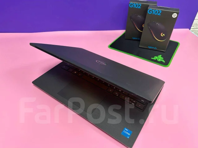 Dell. 14", 4����, ��� 8 ��, ���� 240���, WiFi: 1, Bluetooth: 1, ����������� �� 4��. ����