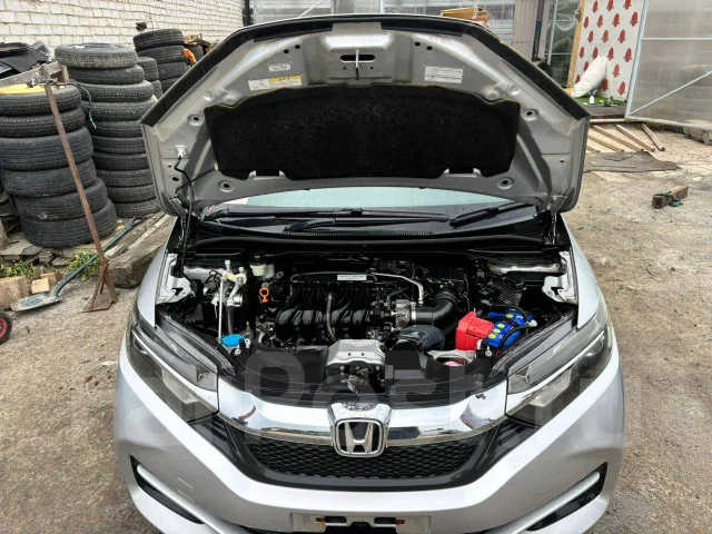 Honda Shuttle. GK8, L15B ����