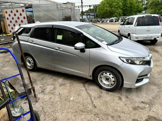 Honda Shuttle. GK8, L15B ����