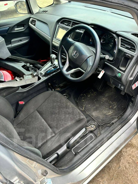 Honda Shuttle. GK8, L15B ����