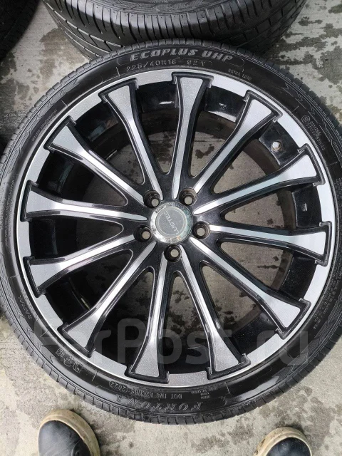 MOMO GTR Technology. 7.5x18", 5x100, ET50, �� 65,1���. ����
