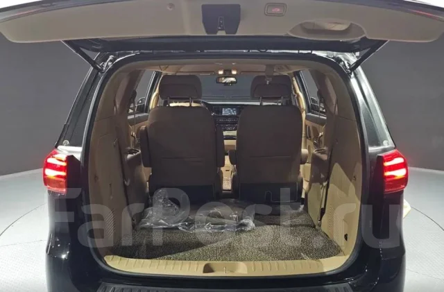 Kia Carnival. �������, ��������, 2.2 (202��.�.), ������, 25 000����. ��, �/�. ��� ����� �� ������������ ����