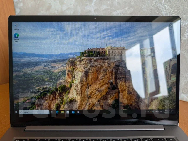 Xiaomi Mi Notebook Pro 15.6. 15.6", ��� 8 ��, ���� 256���, WiFi: 1, Bluetooth: 1 ����