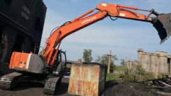 Hitachi ZX225USRLC-3 ����