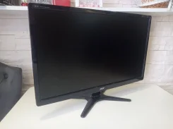 Acer. 24" ����