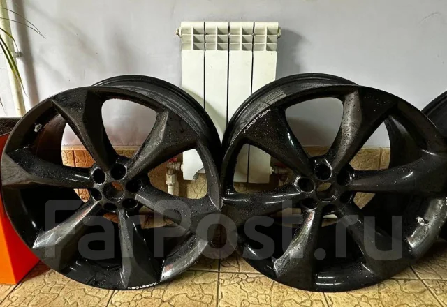 Varrstoen. x22", 6x114.3 ����