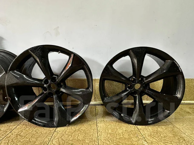 Varrstoen. x22", 6x114.3 ����
