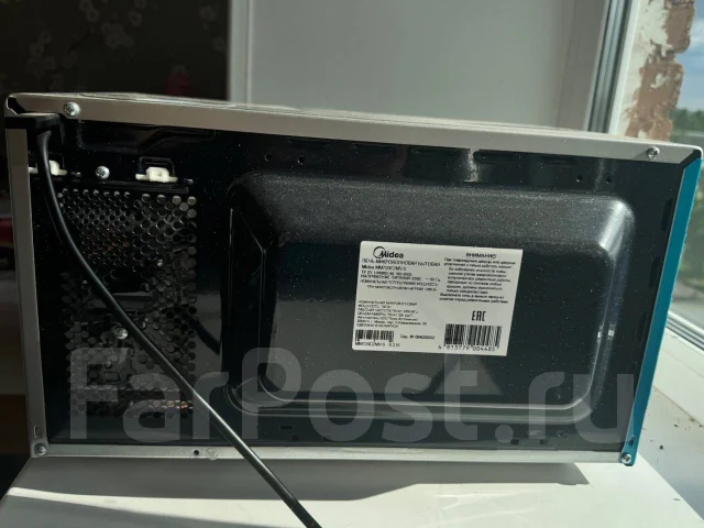 Midea. MM720C2MV-S ����