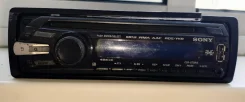Sony CDX-GT39UE ����