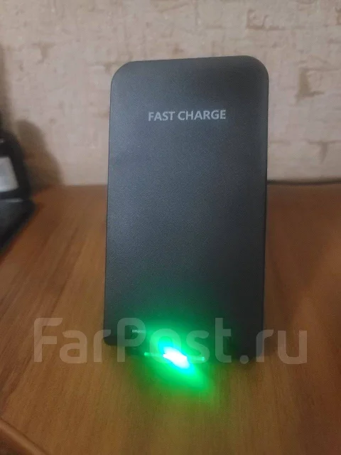 Samsung Galaxy Z Flip. �/�, 256 ��, ������, NFC ����