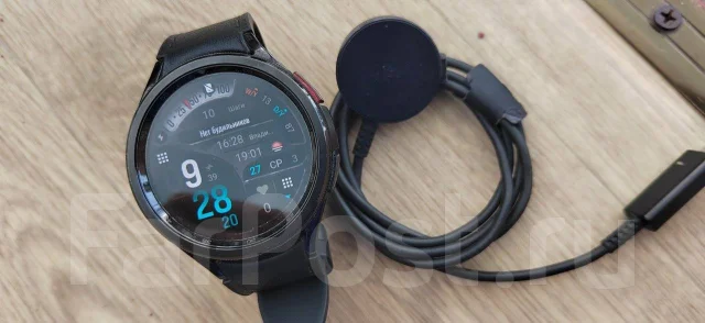 Samsung Galaxy Watch6 Classic ����