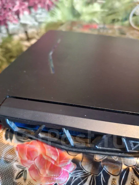 Acer Predator Helios 300. 17.3", 2,4����, ��� 16 ��, ���� 2 000���, WiFi: 1, Bluetooth: 1, ����������� �� 3��. ����