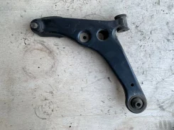 ����� �������� ����� Mitsubishi Airtrek CU2W MR961262 ����
