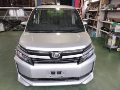Toyota Voxy. ZRR850028392, 3ZR ����