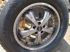 4 Racing. 7.5x18", 5x114.3, ET42 ����