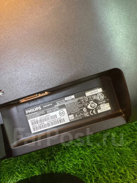 Philips. 21.5", ���������� �� (LCD, LED, QLED) ����