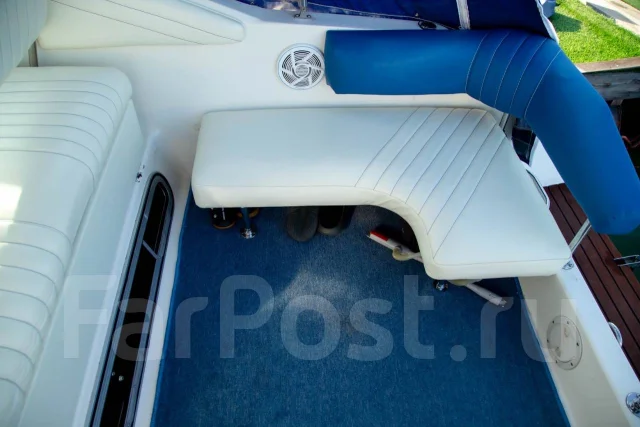 Searay. 1993 ���, ����� 7,1��., ��������� ������������, 230��.�., ������ ����