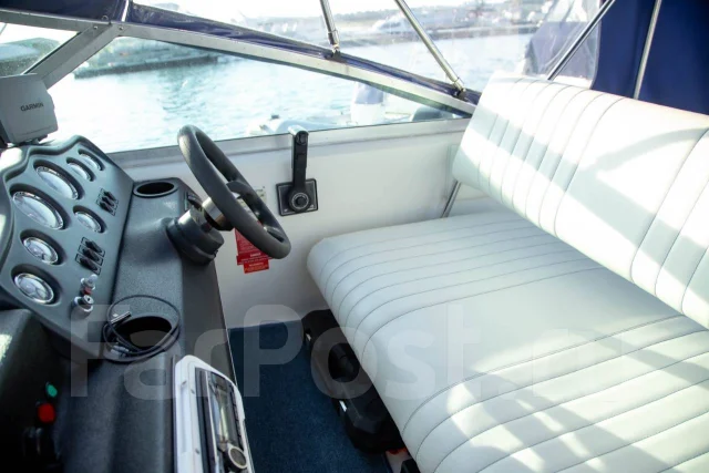 Searay. 1993 ���, ����� 7,1��., ��������� ������������, 230��.�., ������ ����