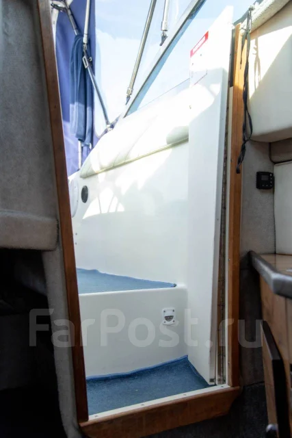 Searay. 1993 ���, ����� 7,1��., ��������� ������������, 230��.�., ������ ����