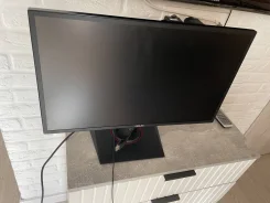 Asus. 24" ����