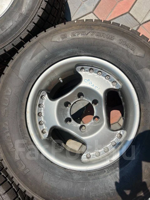 Berg. 8.0x16", 6x139.7, ET10 ����