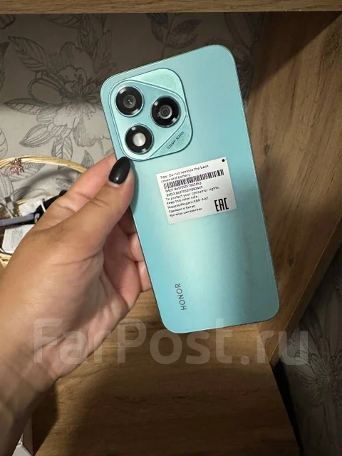 Honor 400 Lite. �����, 256 �� ����