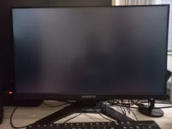Gigabyte. 24", ���������� �� (LCD, LED, QLED) ����
