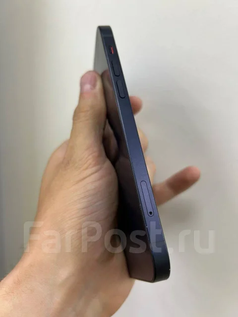 Apple iPhone 12. �/�, 128 ��, �����, 4G LTE, NFC ����