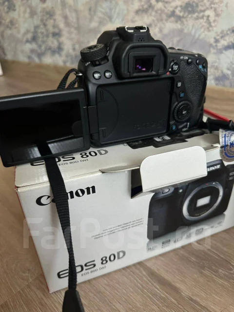 Canon EOS 80D. 20 � ����� �� ����