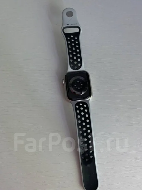 Apple Watch Series 7 Nike ����
